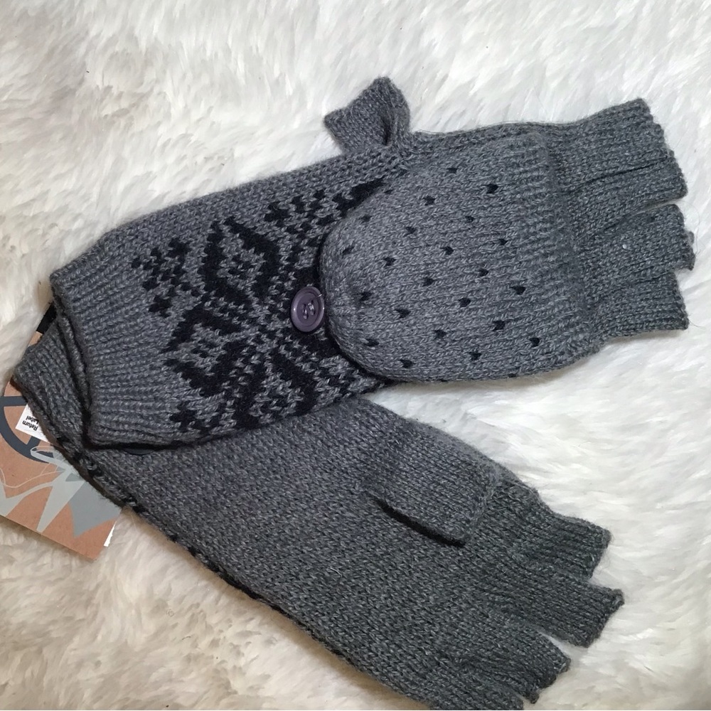 Steve Madden gray/black texting gloves